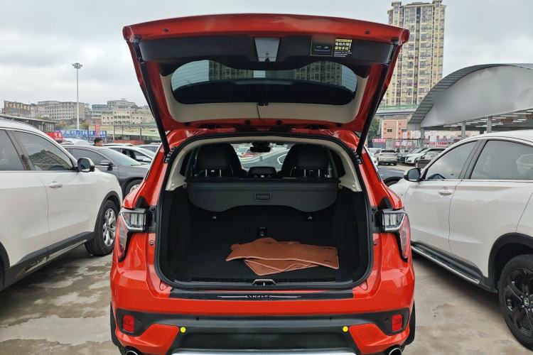 Used Lynk & Co 01 2019 2.0T Four-Wheel Drive Genie Pro Version China V Emission Standard
