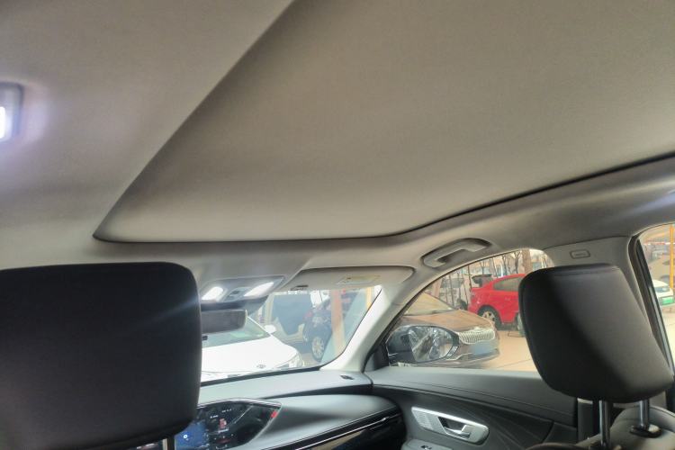 Used Dongfeng Aeolus Huge 2022 Mach Dual-Motor 1.5T MHD Dare-to-Dream Edition
