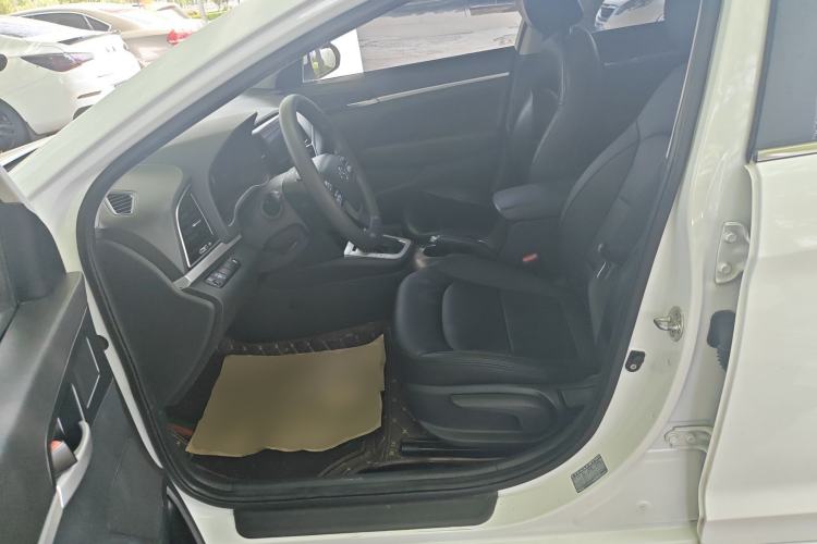 Used Hyundai Elantra (6th Generation / Lingdong) 2016 1.6L Automatic ZhiXuan – Elite Version
