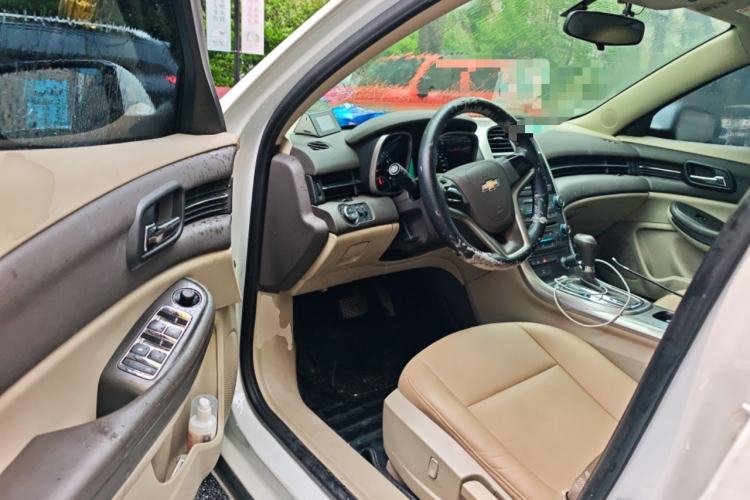 Used Chevrolet Malibu 2014 2.0L Automatic Comfort Edition Driver Seat