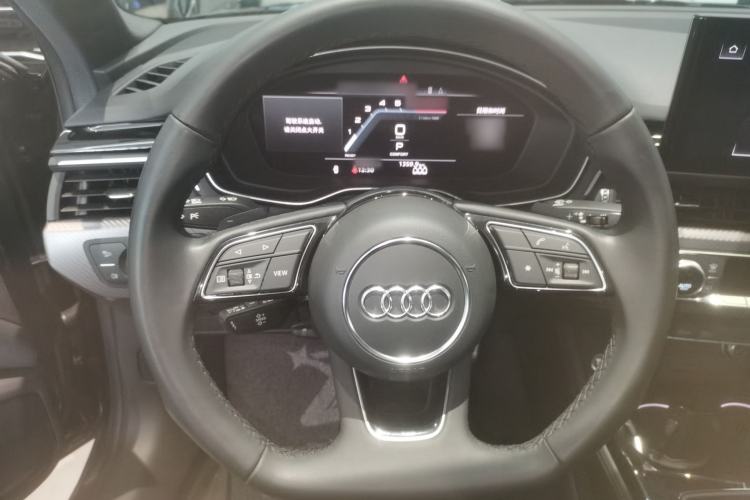 Used Audi A4L 2023 40 TFSI quattro Luxury Dynamic Edition
