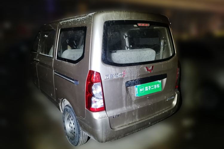 Used Wuling Rongguang S 2021 1.2L Base Model 7-Seater LSI Rear Left 45 Deg