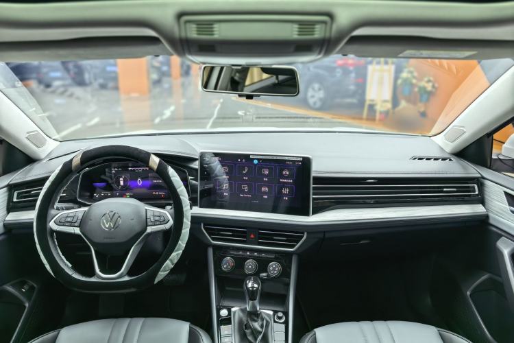 Used Volkswagen Sagitar 2026 Model 30 Million Units Selected 300TSI DSG Surpassing Edition
