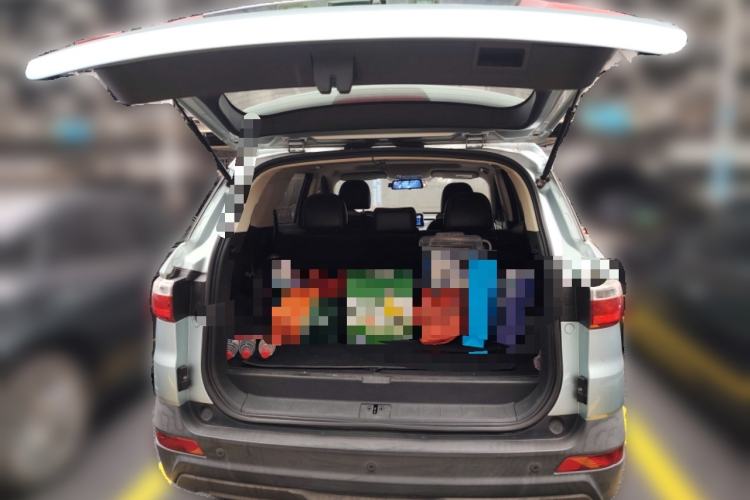 Used Dongfeng Fengon S560 2018 1.8L CVT Smart Connect 7-Seater Trunk