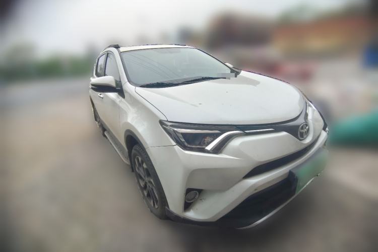 Used Toyota RAV4 2016 2.5L Automatic 4x4 Elite Edition
