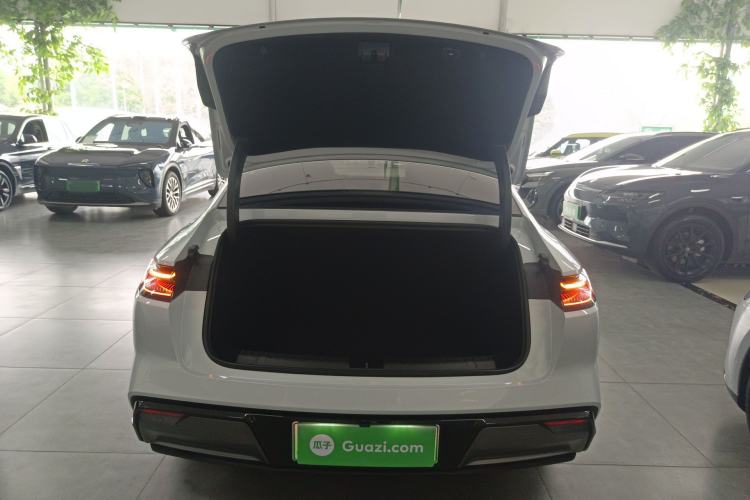 Used Geely Galaxy E8 2025 700 km Long-Range Intelligent Driving Version