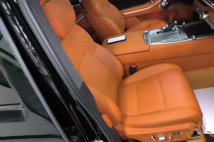 Used Tank 700 New Energy 2024 Hi4-T Extreme Edition Right Front Seat