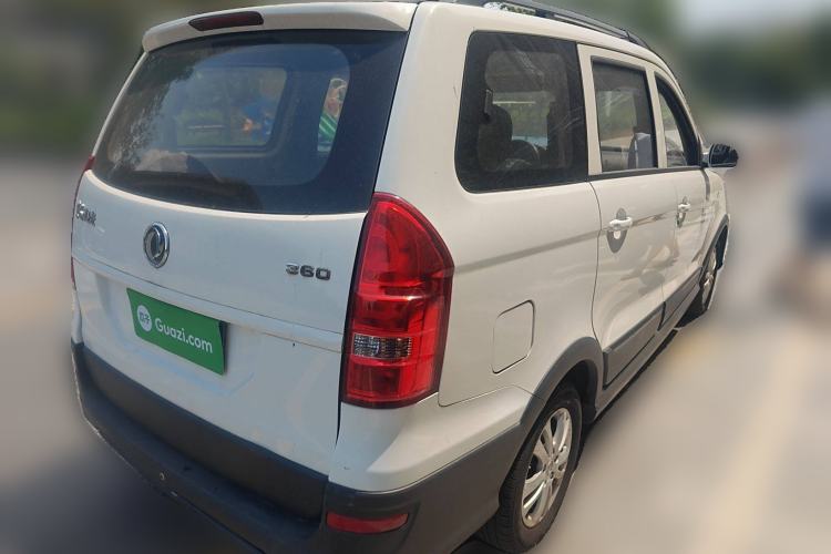 Used Dongfeng Fengon 360 2015 1.5L Manual Comfort 7-Seater China IV Standard
