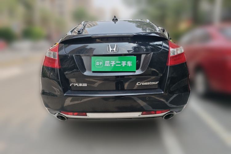 Used Honda Crosstour 2012 2.4L Luxury Edition Rear