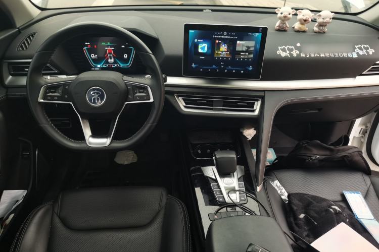 Used BYD Song Pro 2019 1.5T Automatic Prestige Model Center Console