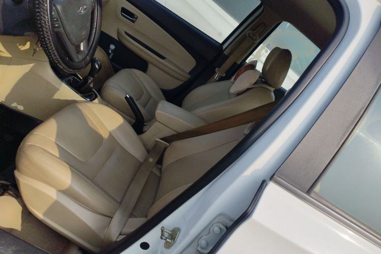 Used Chery E3 2015 1.5L Manual ZhiShang Model
