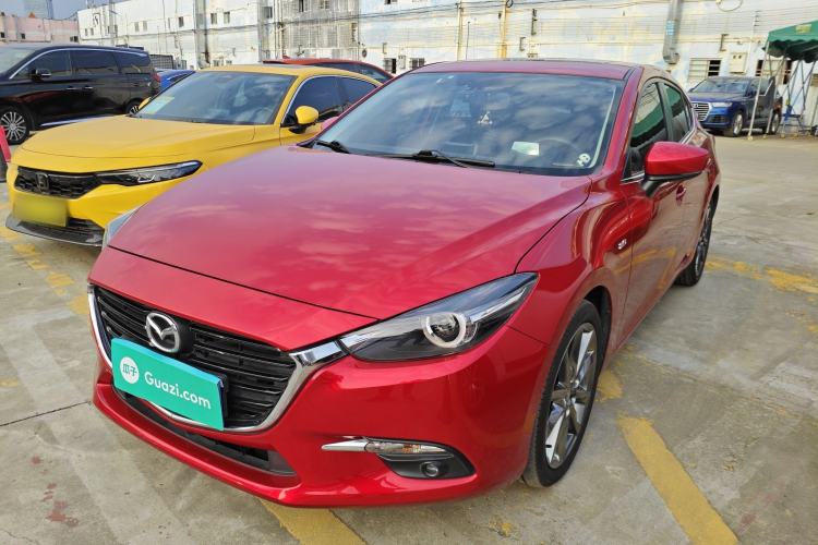 Used Mazda Mazda 3 Axela 2017 Hatchback 2.0L Automatic Sport Model China VI Standard
