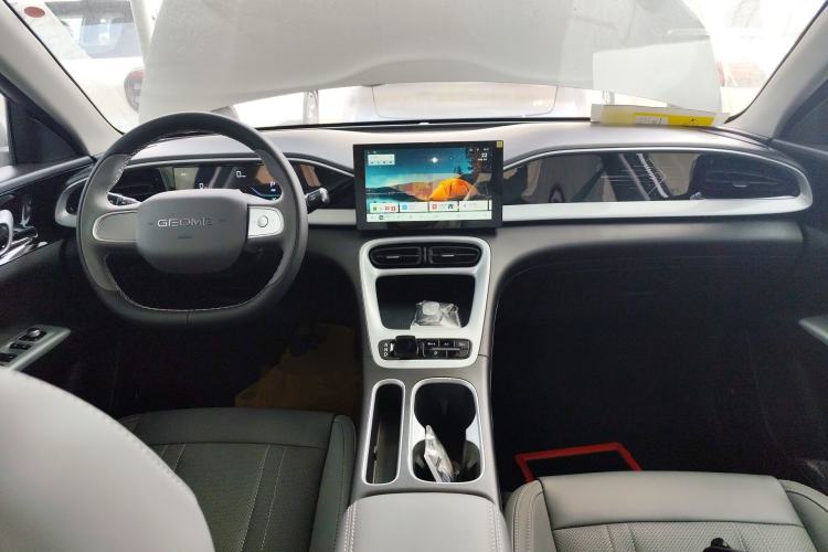 Used Geely Galaxy Geome 2026 Model 310km Youth Edition
