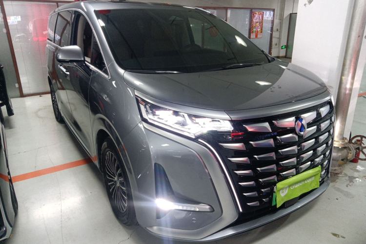 Used Denza D9 2022 DM-i 970 Four-Wheel Drive Flagship Model
