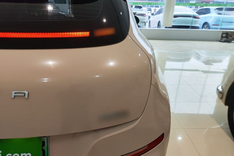 Used ORA Good Cat 2023 401 km Standard Range Comfort Version Lithium Iron Phosphate
