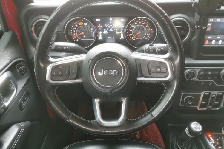 Used Jeep Wrangler 