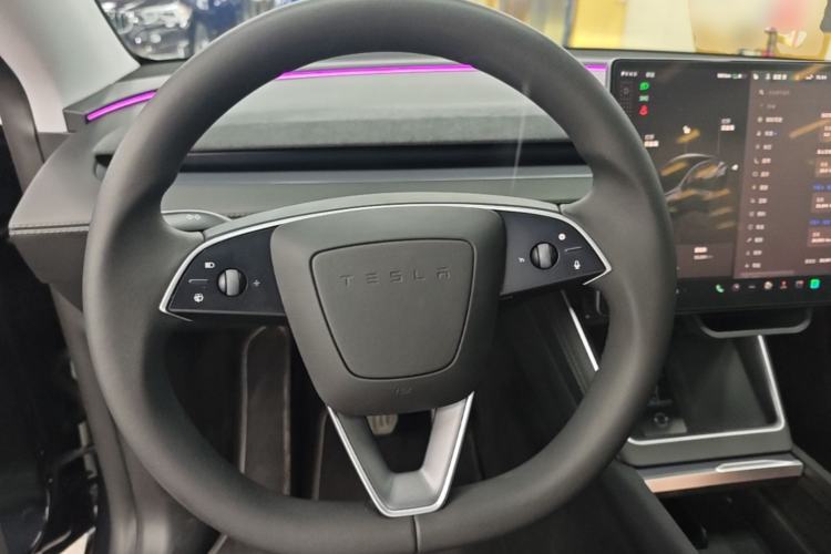 Used Tesla Model Y 2025 Long-Range All-Wheel Drive First Edition
