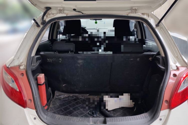 Used Mazda 2 2012 Hatchback Xuan Dong 1.5L Automatic Value Edition
