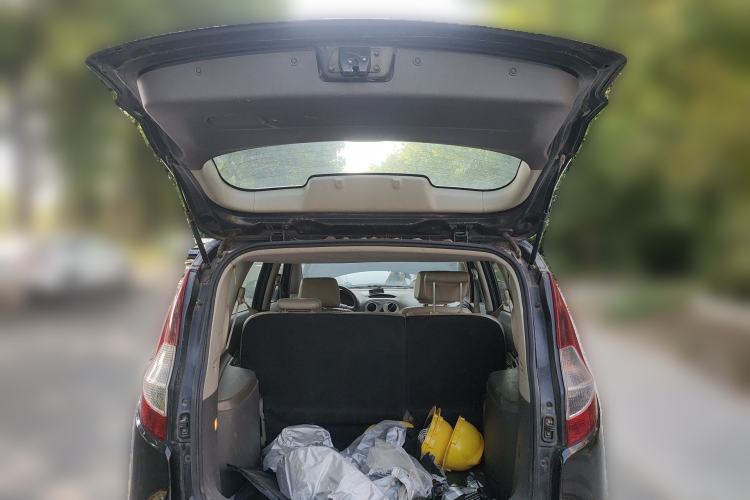 Used JAC Group Refine M2 2012 1.8L MT Business Luxury 5-Seater
