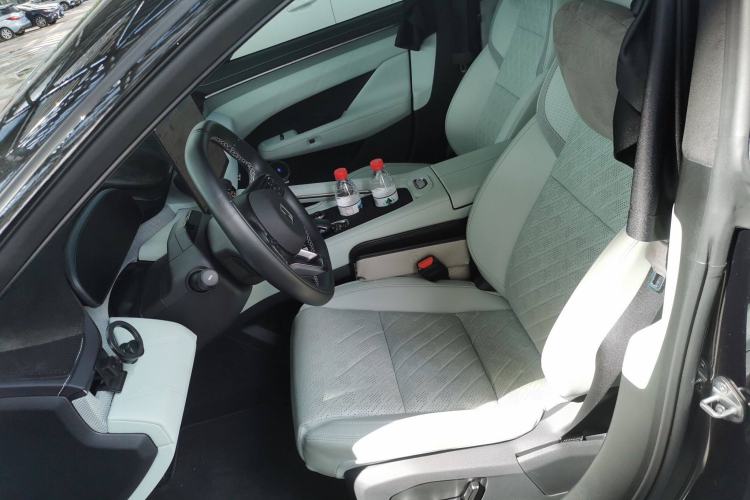 Used Zeekr 001 2024 WE Edition 95 kWh All-Wheel Drive Left Front Seat