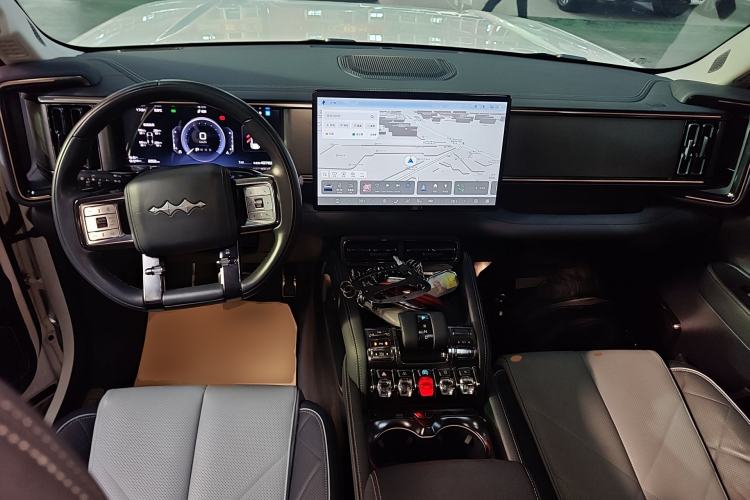 Used Formula Leopard 5 2023 Explore Edition