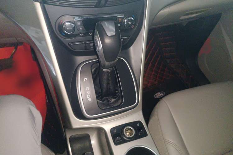 Used Ford Kuga 2013 1.6L GTDi 4x4 Elite Model
