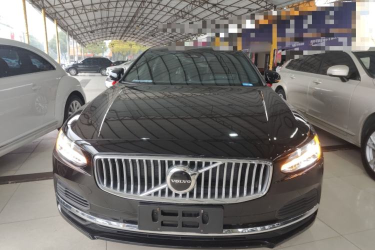 Used Volvo S90 New Energy 2025 Plug-in Hybrid Four-Wheel Drive Long-Range Zhiyi Luxury Edition
