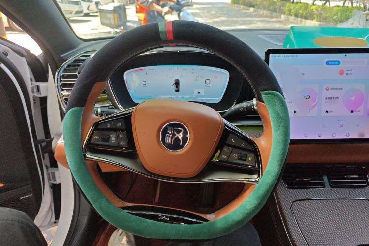 Used BYD Han 2022 DM-i 121KM Luxury Model Steering Wheel