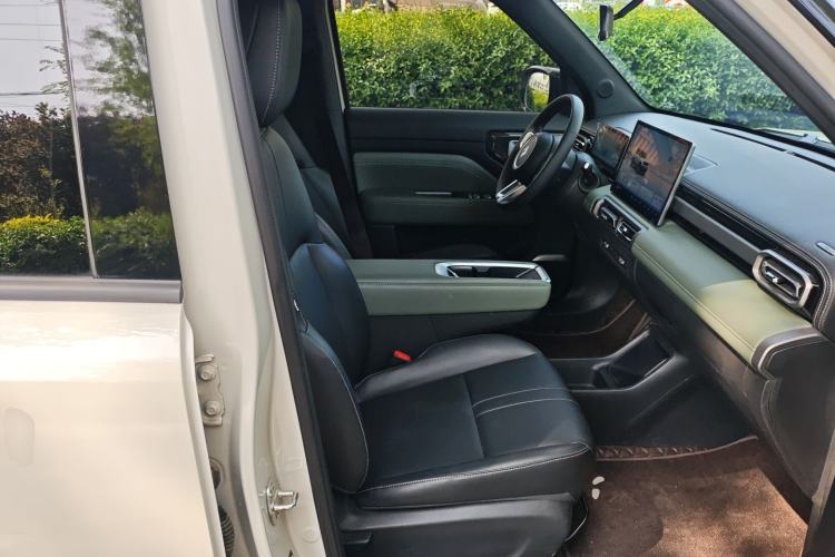 Used Baojun Spark EUV 2026 301km Flagship Edition Right Front Seat