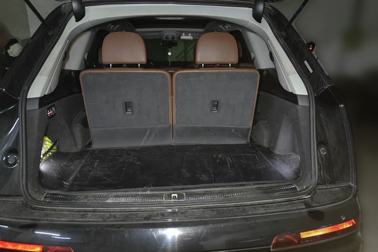 Used Audi Q7 2019 45 TFSI Comfort Model