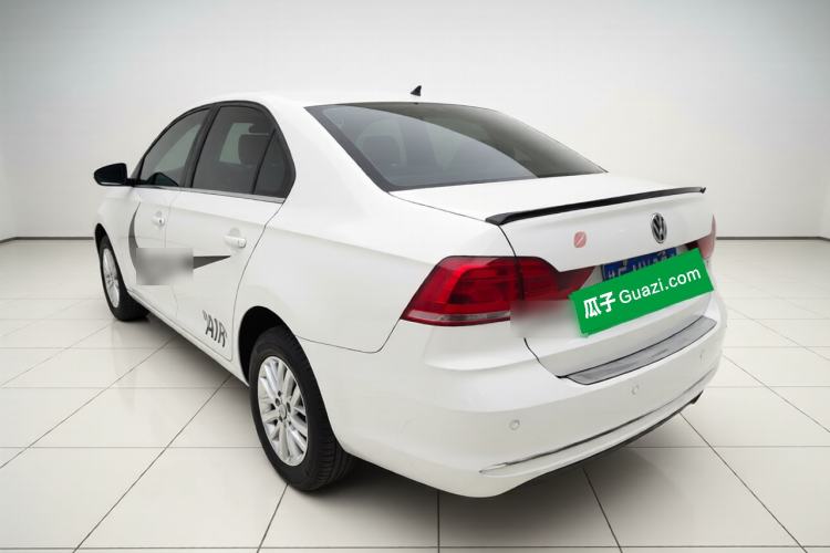 Used Volkswagen Santana 2016 1.6L Automatic Fashion Edition
