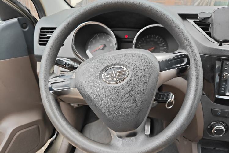 Used FAW Senya S80 2015 1.3L Manual 7-Seater Standard Edition