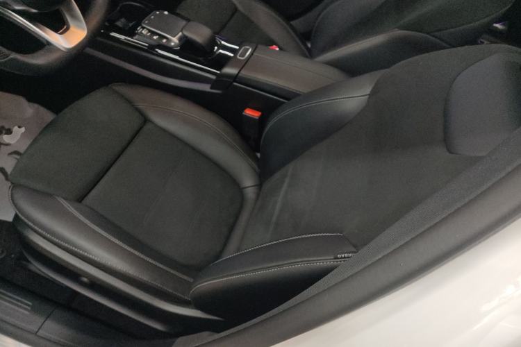 Used Mercedes-Benz A-Class 2021 A 200 L Sport Sedan Fashion Model
