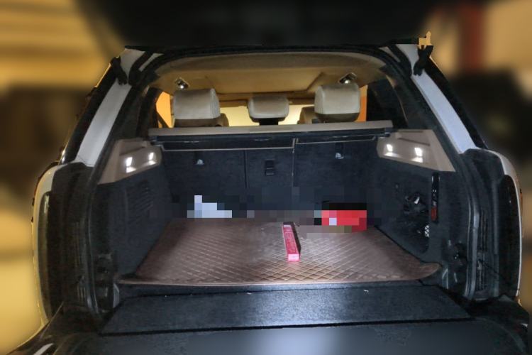 Used Land Rover Range 2023 3.0 L6 400 PS Extended Long-Wheelbase Version