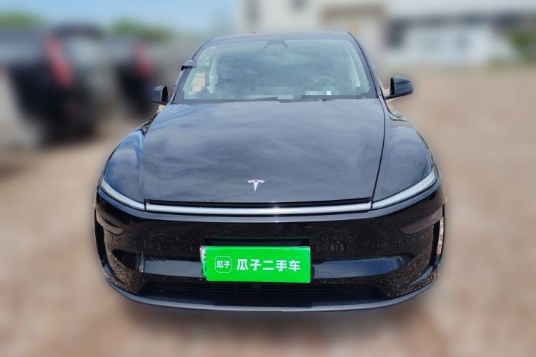 Used Tesla Model Y 2025 Rear-Wheel-Drive Version