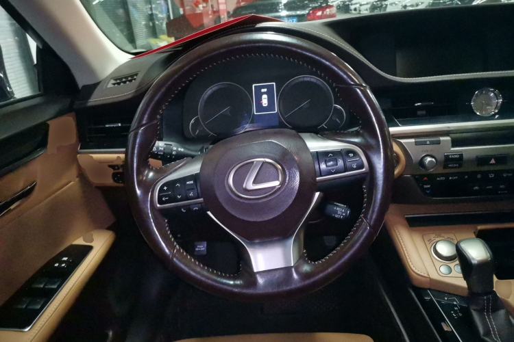 Used Lexus ES 2015 200 Elite Edition
