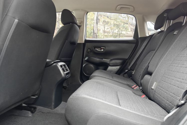 Used Honda HR-V 2023 2.0L eHEV Dynamic Speed Version
