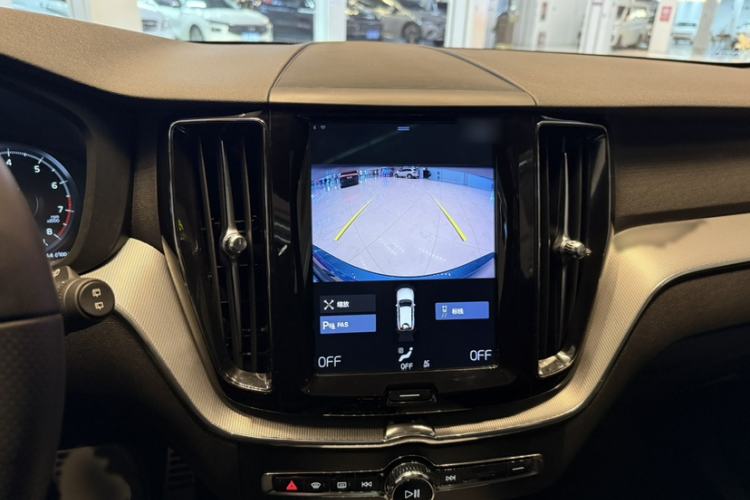 Used Volvo XC60 2019 T5 4x4 Zhiyuan Sport Edition China V Standard
