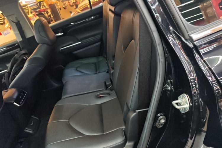 Used Toyota Highlander 2022 380T 4x4 Luxury Edition 7 Seats