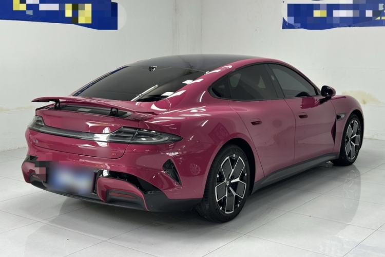 Used Xiaomi Auto SU7 2024 Four-Wheel Drive Ultra-Long Range Advanced Intelligent Driving Max Edition Exterior 3