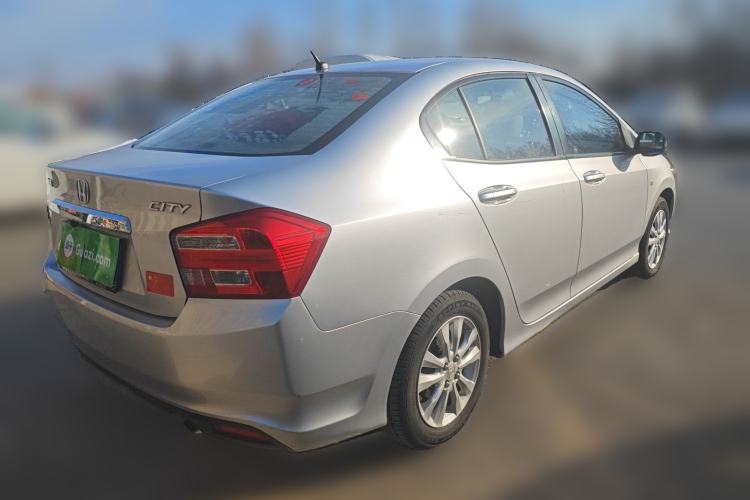 Used Honda City Classic 2012 1.5L manual Comfort version