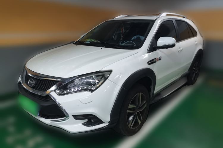 Used BYD Tang New Energy 2015 2.0T Four-Wheel-Drive Flagship Model
