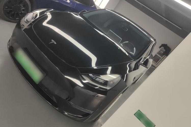 Used Tesla Model Y 2022 Long-Range All-Wheel-Drive Version
