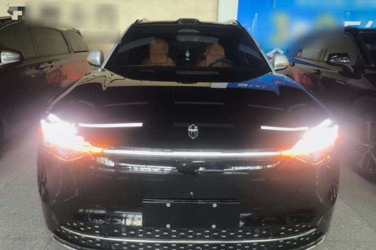 Used Hima AITO M9 2024 Range-Extended Max Edition 42 kWh 6-Seater Version Front