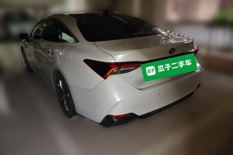 Used Toyota Avalon 2019 Dual-Engine 2.5L XLE Prestige Version China V Standard