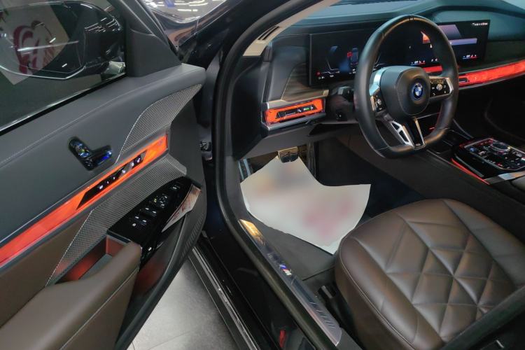 Used BMW i7 2023 eDrive50L Leading M Sport Package