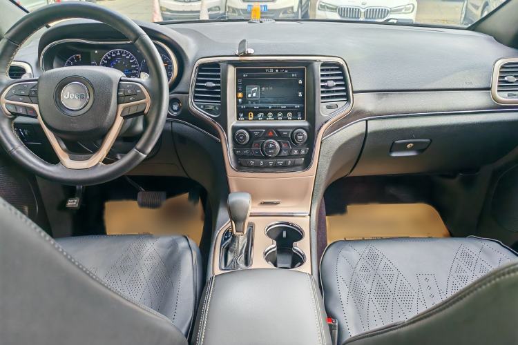 Used Jeep Grand Cherokee 2016 3.0L Comfort Navigation Edition