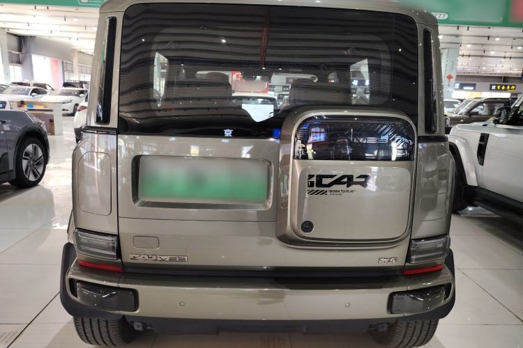 Used iCAR V23 2025 501 Four-Wheel Drive Intelligent Driving Version
