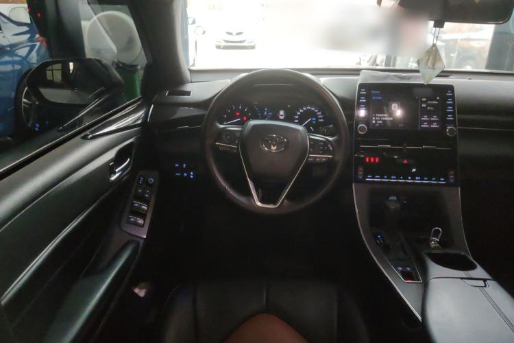 Used Toyota Avalon 2019 2.0L Ambition Edition China VI
