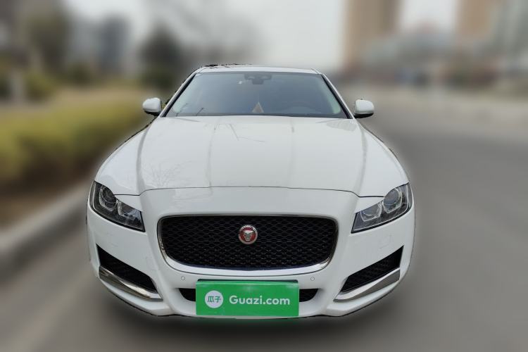 Used Jaguar XF 2016 XF 2.0T Two-Wheel-Drive Luxury Edition